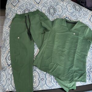 Fabletics green scrub set